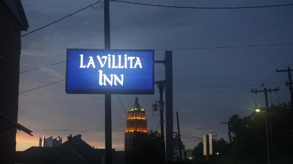 Arsenal Hotel | La Villita Inn