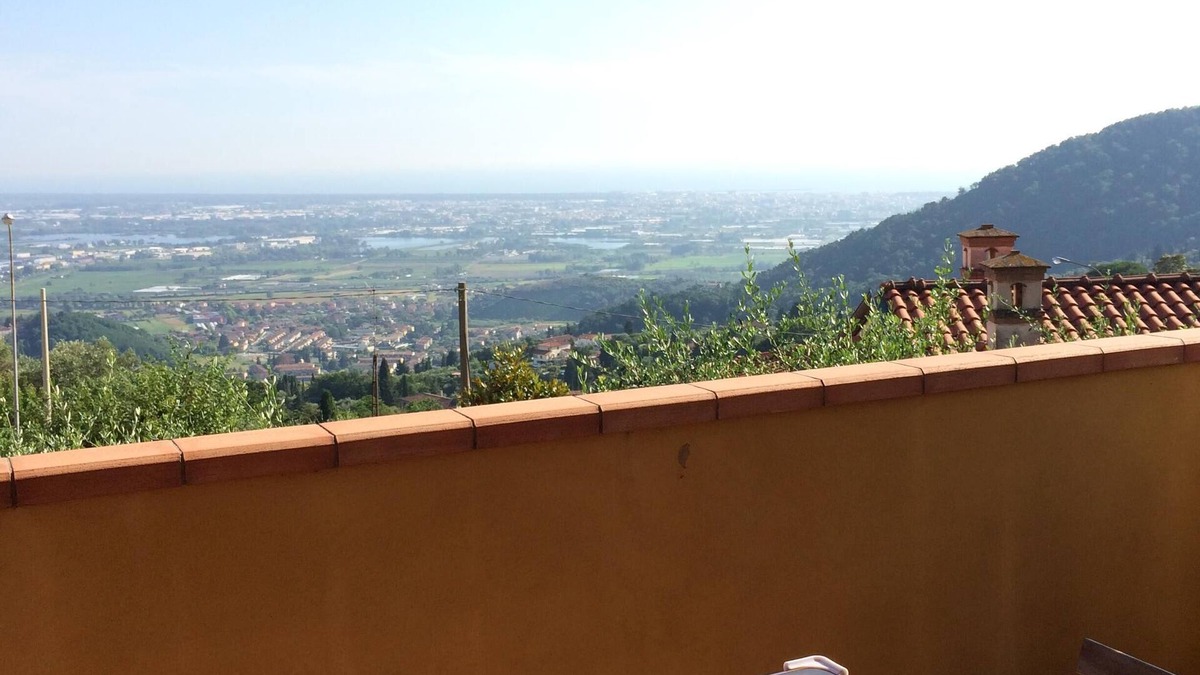 Corsanico-Bargecchia House | La Volpaia: view on the tuscan coast, quiet and cozy house, up to 12 people.
