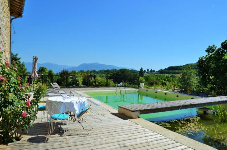 Saint-Antoine-l'Abbaye Bed & Breakfast | La Voureyline