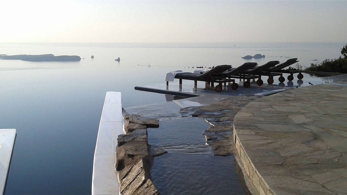 Nea Cryssi Akti Villa | La vue Spa