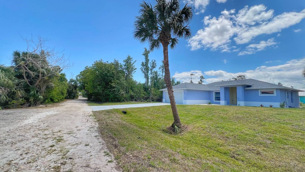 Pine Island Center House | Labor Day Special! The House on Pine Island. Brand new on an olde Florida island