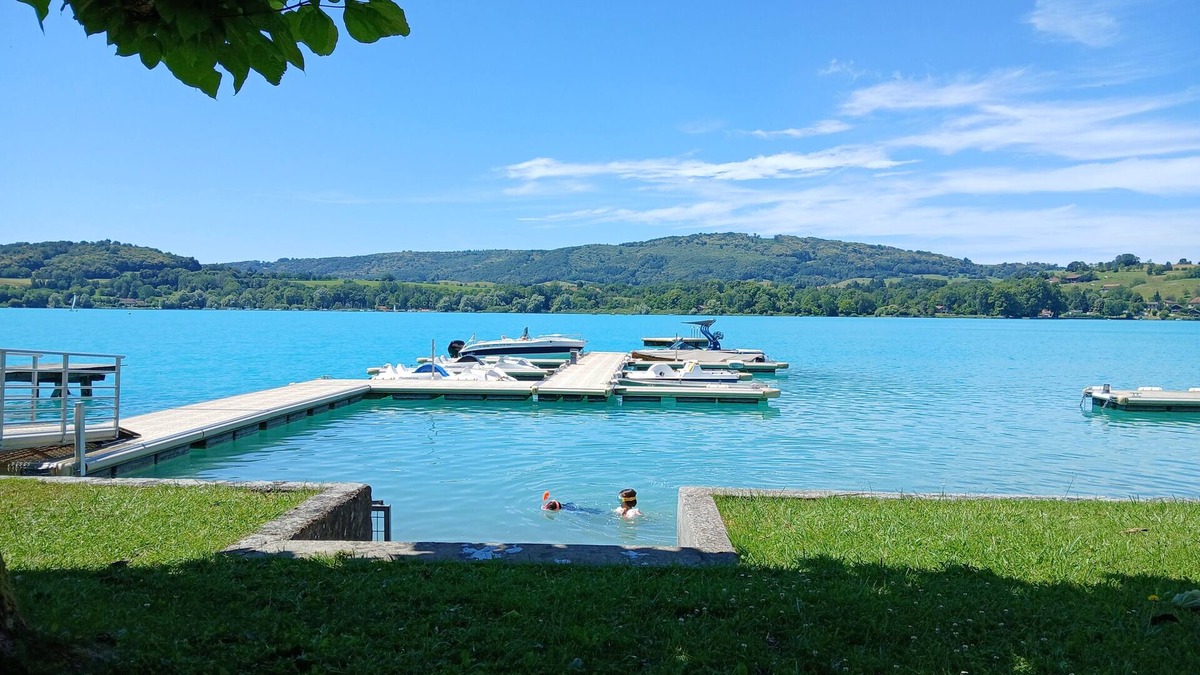 Bilieu Apartment | LAC CASA 60 - beach app, lake view terrace, garden