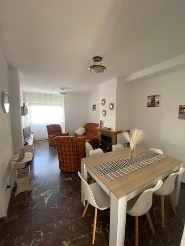 Almodovar del Rio House | LaCasa DeLola