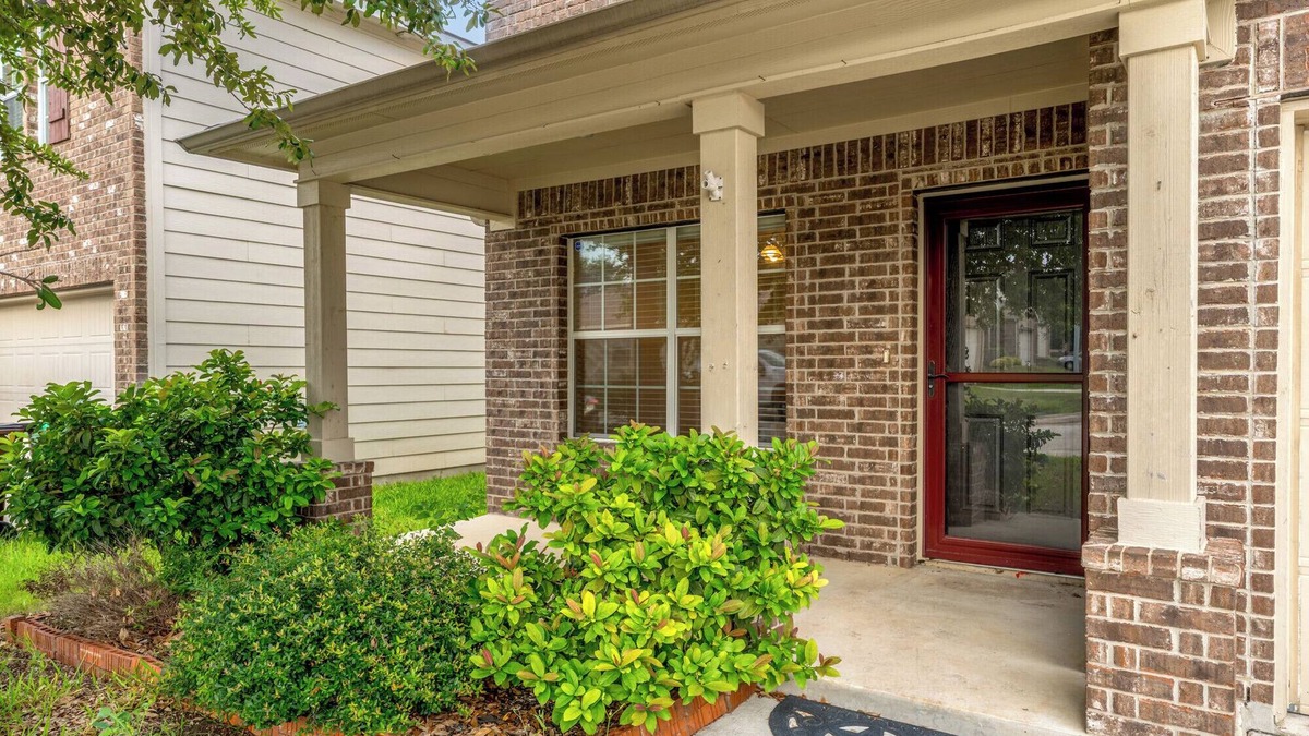 Medina Valley House | Lackland 5Bed Family Home + Huge backyard and Game Rooms