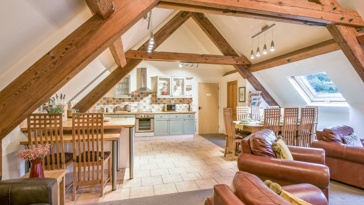 Hulland Ward Cottage | Lady Pond Retreat