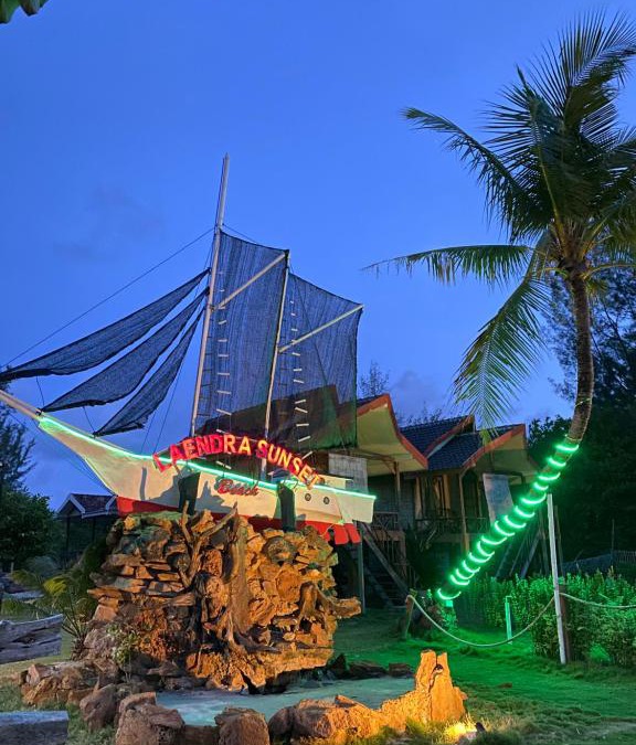 Karimunjawa Islands House | Laendra Sunset Karimunjawa