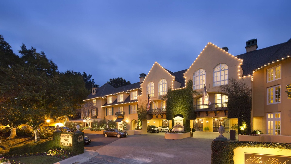 Moraga Blvd Hotel | Lafayette Park Hotel & Spa