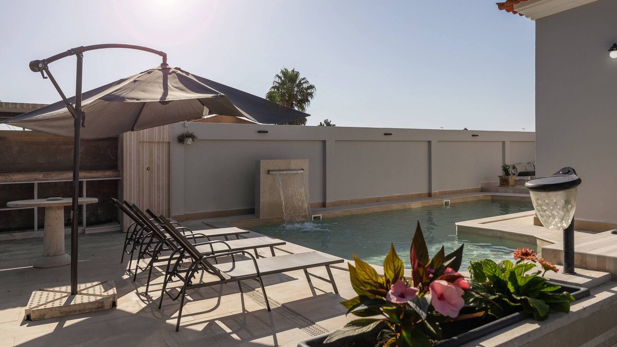 Nossa Senhora do Populo Villa | Lagoon & Deluxe Villa - Luxury Pool & Sauna