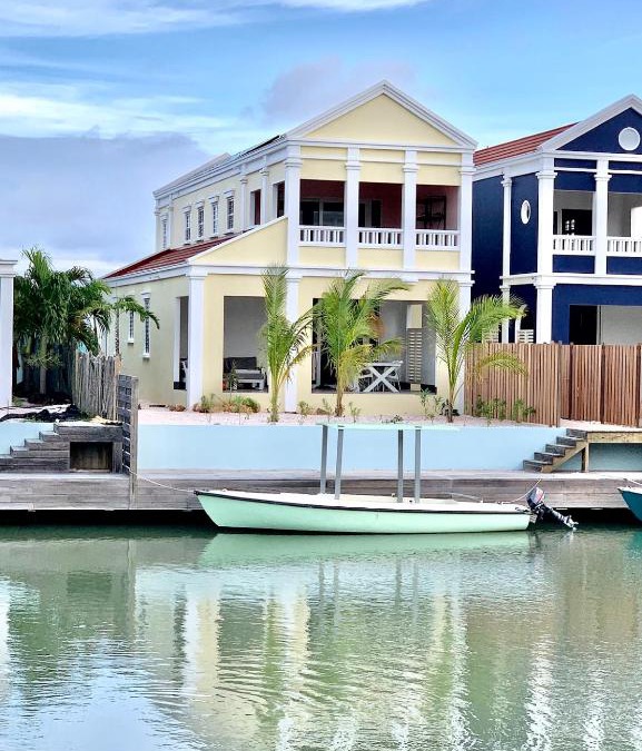 Kralendijk House | Lagoon Lounge
