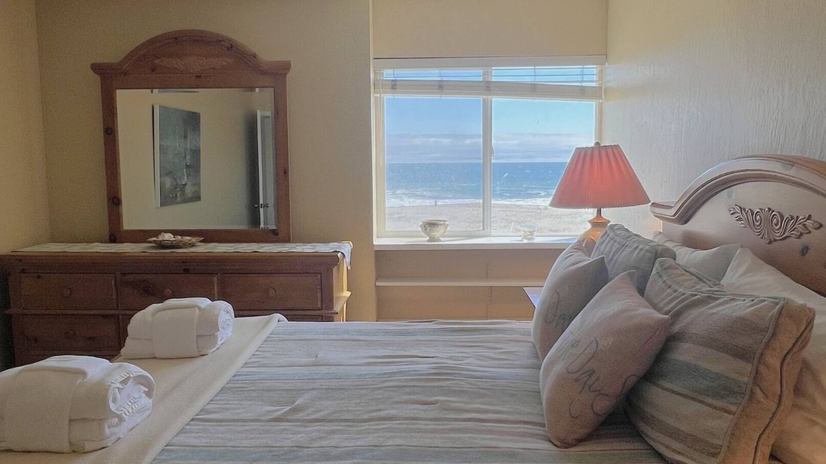 Eastside Santa Cruz Condo | Lagoon on the Sea – Your Perfect Beach Getaway
