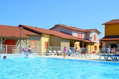 Marseillan Resort | Lagrange Grand Bleu Vacances – Résidence La Grenadine