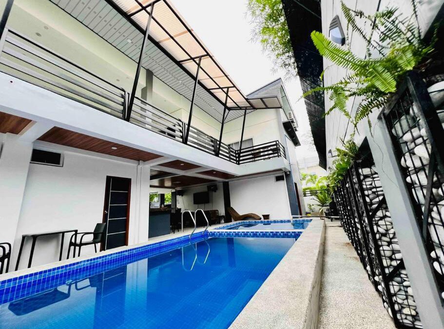 Los Banos Villa | Laguna Hot Spring Home- Oharas Resort - Sleeps 27