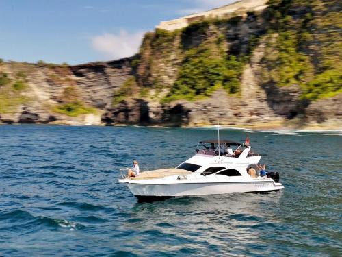 Sidakarya Boat Rental | Laguna Tour and Travel
