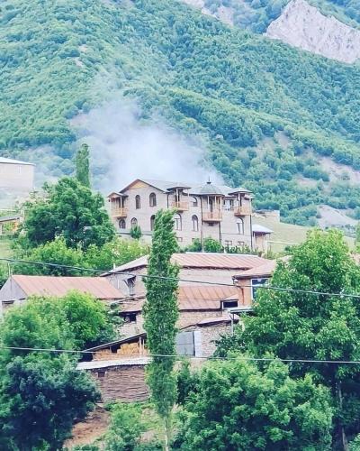 Lahich Bed & Breakfast | Lahic panoramic guest house
