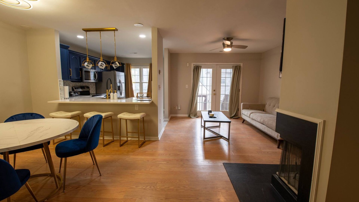 Prosperity Church Road House | Laid in Luxury 2BR Garage CLT