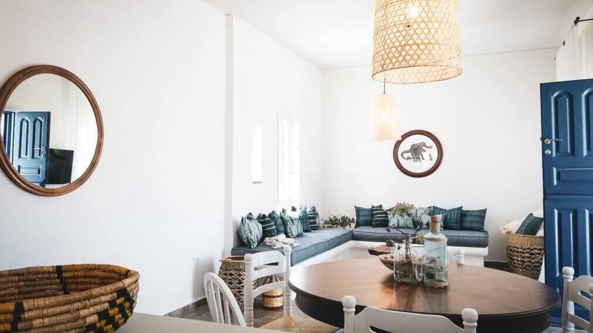 Panormos Apartment | Laidback Luxe 3BR Steps from Beach