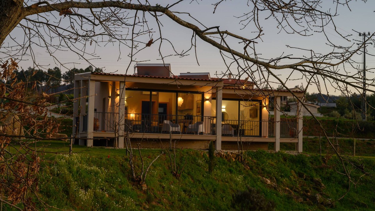 Ferro Villa | Laje da Bica Agroturismo