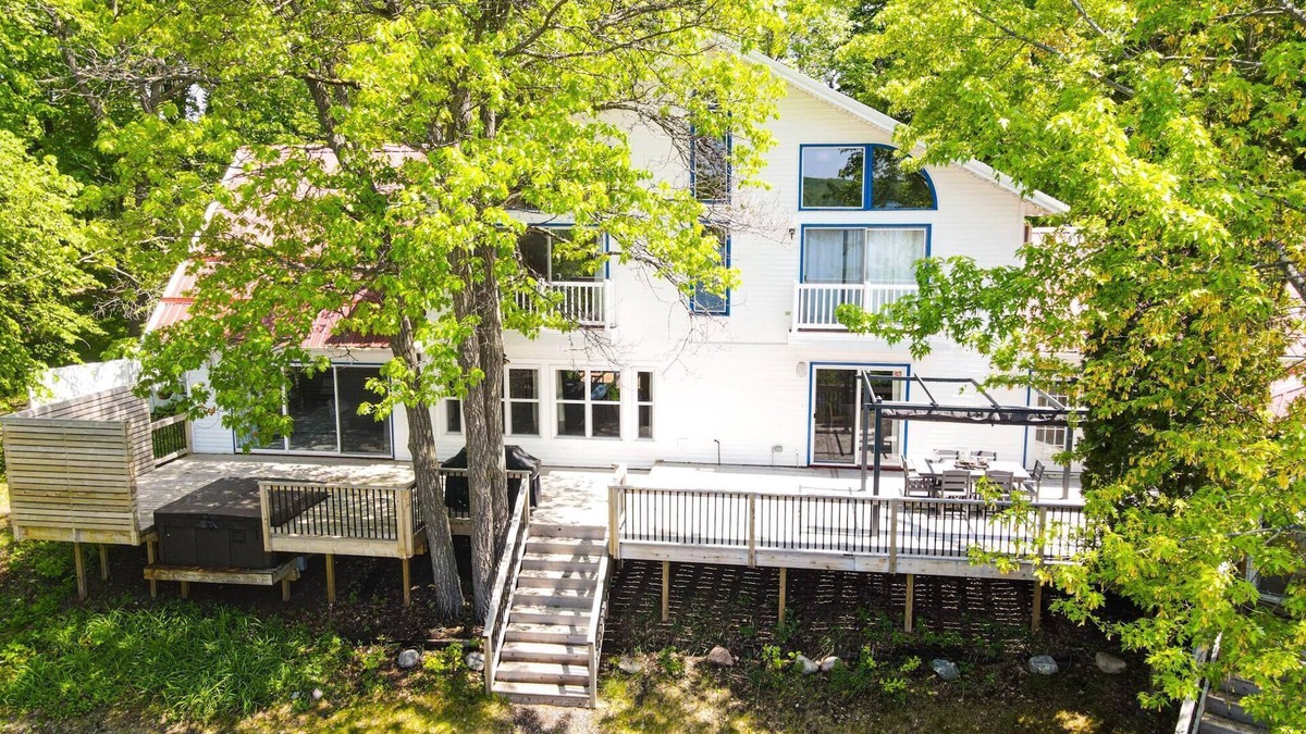 Frazee Cabin | Lake 7 Retreat Summar