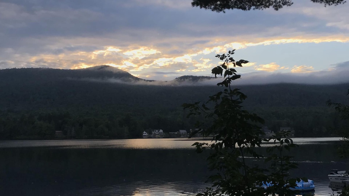 Wells House | Lake Algonquin Wells NY scenic year round 4 bedroom on lake