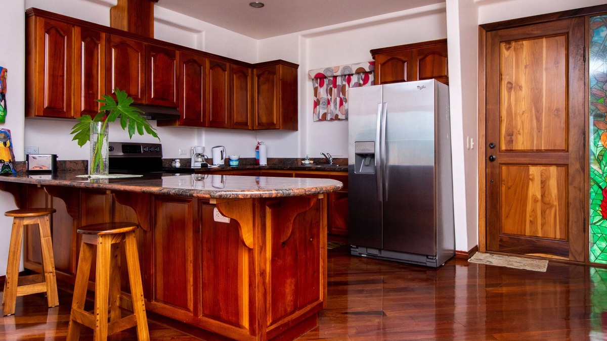Naranjos Agrios Condo | LAKE ARENAL VIEWS NEW CONDO 1B/1 B FULL KITCHEN