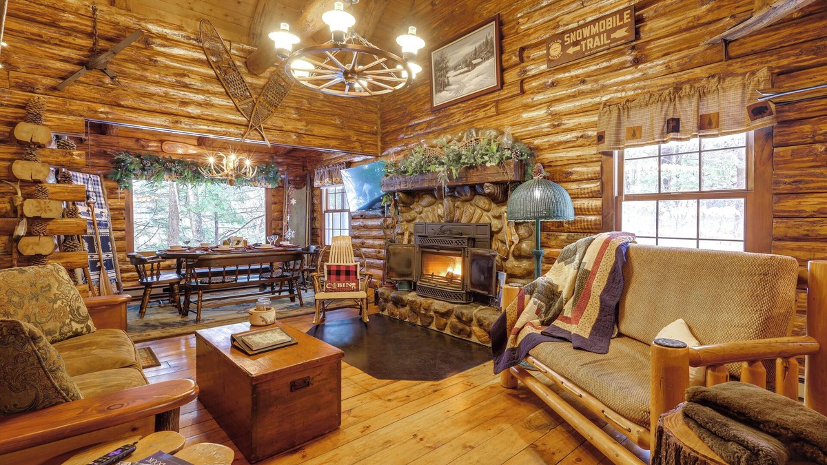 Lake Luzerne Cabin | Lake & Beach Access at Lake Luzerne Cabin!