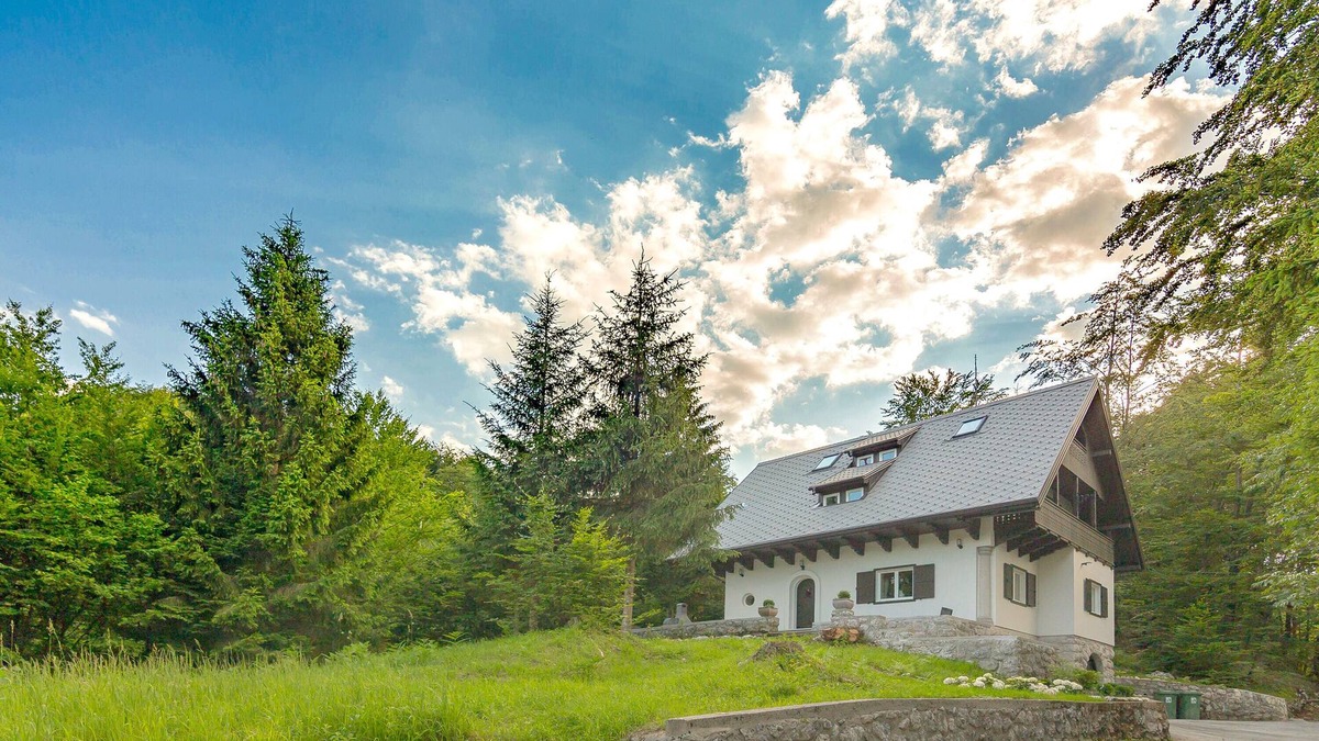 Studor House | Lake Bohinj - Luxury Hunting Lodge, 5 bedrooms