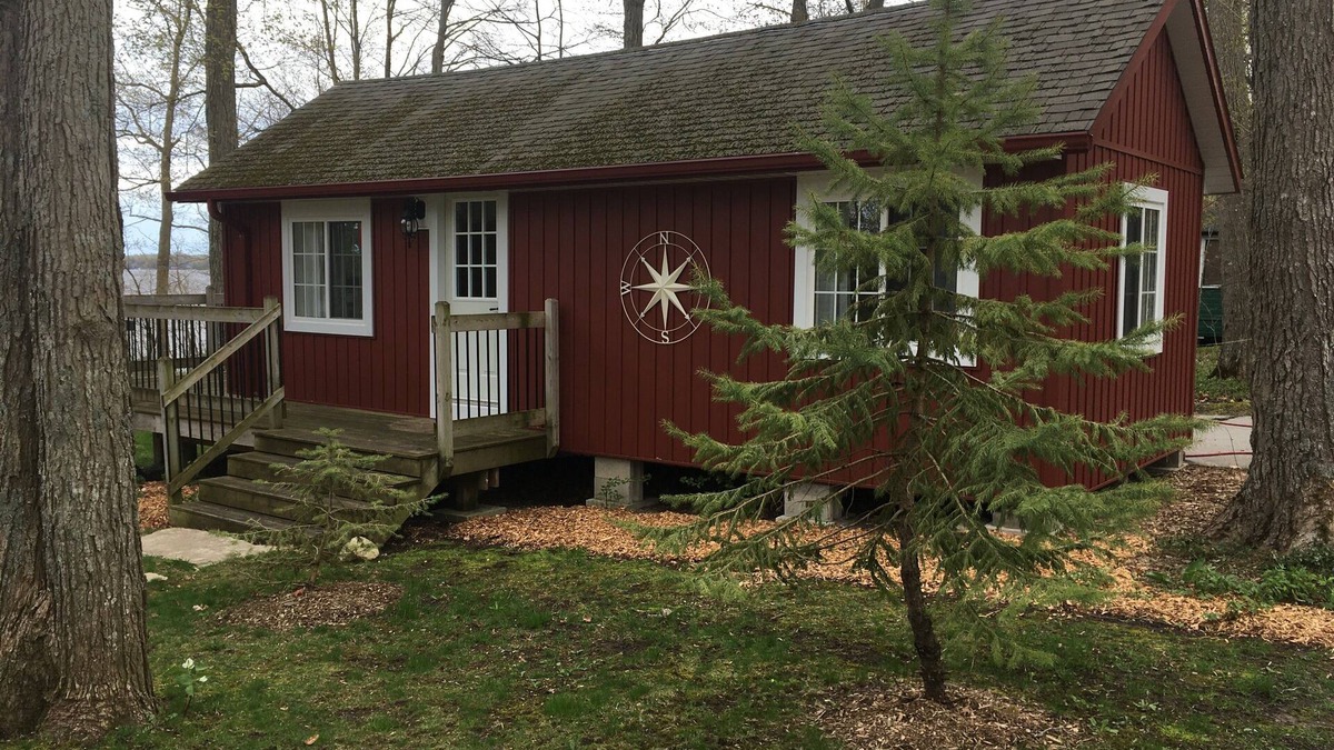 Rosedale Cottage | Lake Breeze Sweet for Two