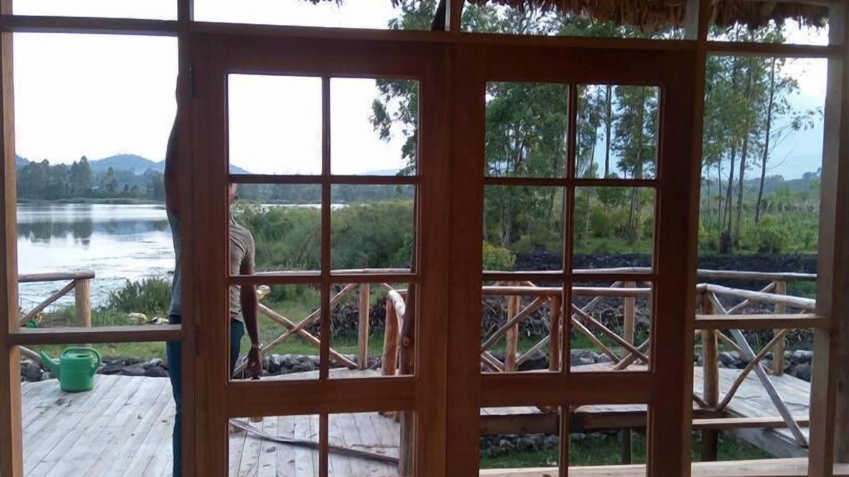 Kisoro Cabin | Lake Chahafi Resort