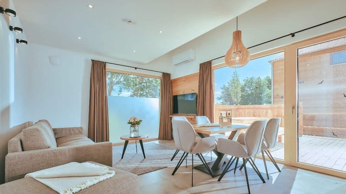 Steinberg am See Apartment | Lake chalet (62sqm) with lake view and sauna