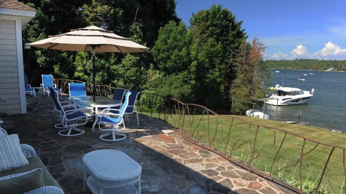 Charlevoix House | Lake Charlevoix Luxury Home; A Boat and Lake Lover’s Paradise on the Narrows