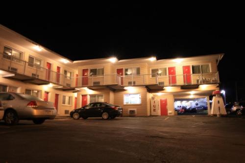 Dartmouth Hotel | Lake City Motel