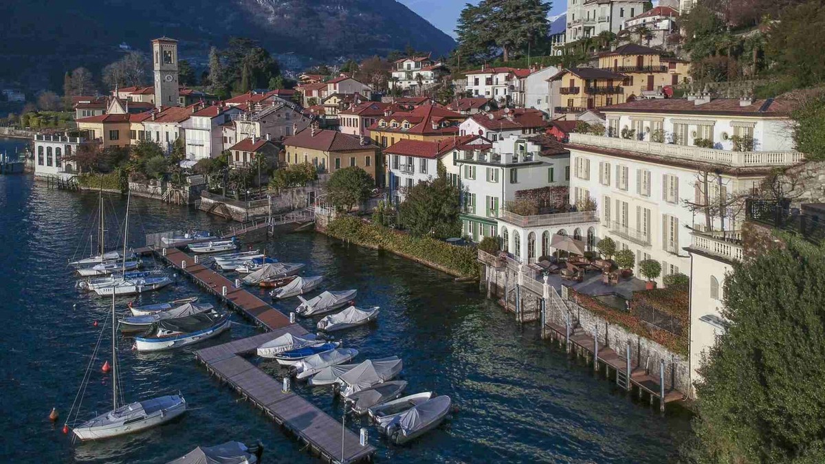 Torno Villa | Lake Como - 9 bedroom Luxury Villa rental in Torno