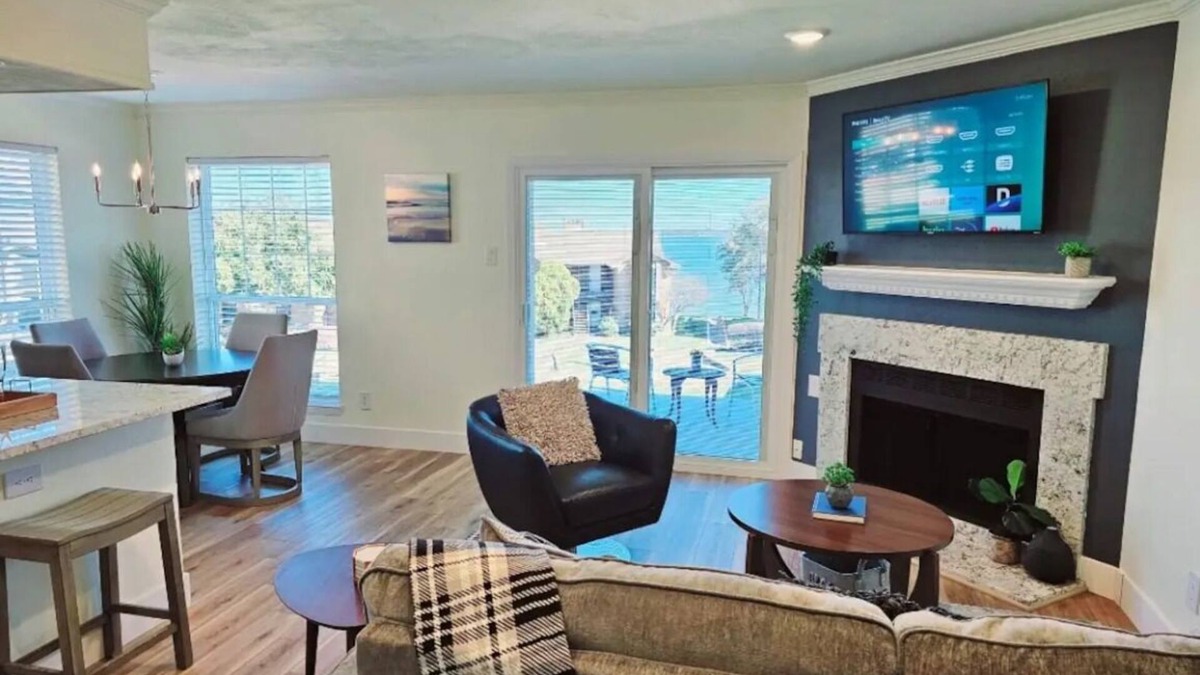 Garland Condo | Lake condo , Cozy and modern 1 bedroom 1 bath.