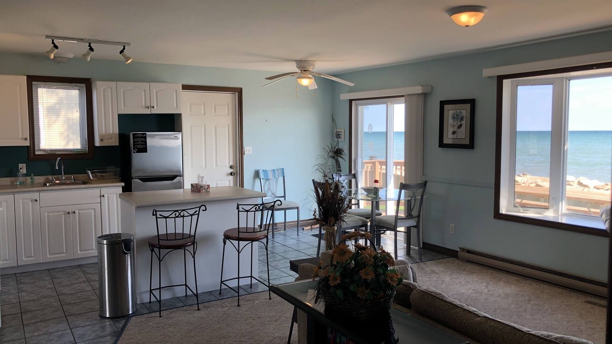 Harwich House | Lake Erie waterfront cottage
