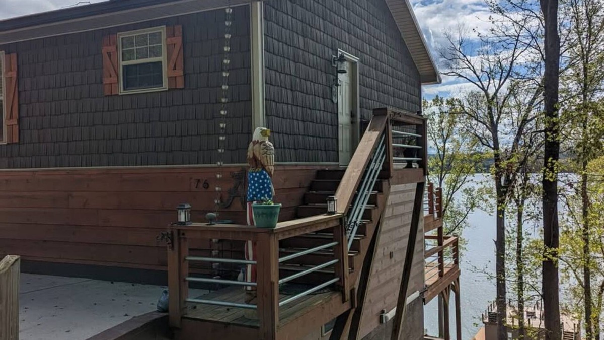 Groveoak Cabin | Lake front 2-BR cabin,Guntersville Lake in Scottsboro, AL with spectacular views