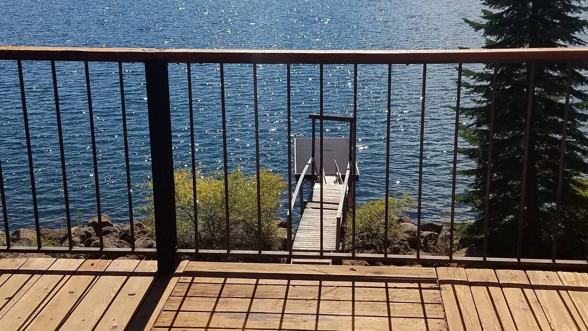 Hamilton Branch House | lake-front cabin, beautiful view!