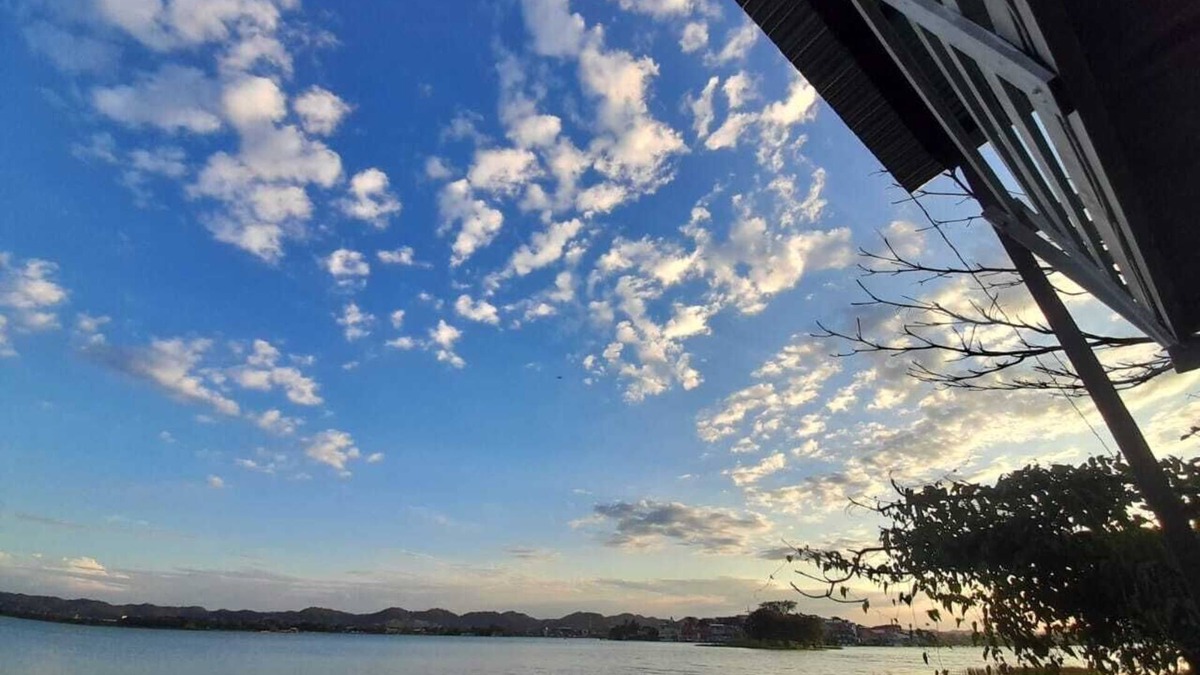 Flores Cabin | Lake Front Cabin, in San Miguel