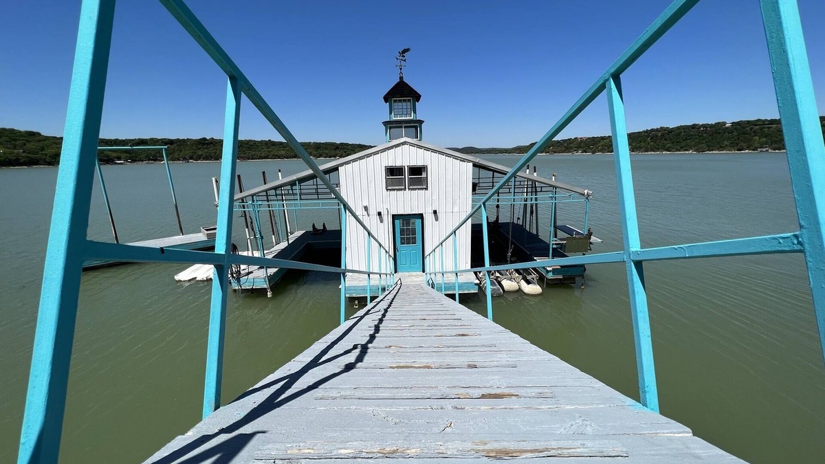 Gordon Cabin | Lake Front Cabin with Private Dock!