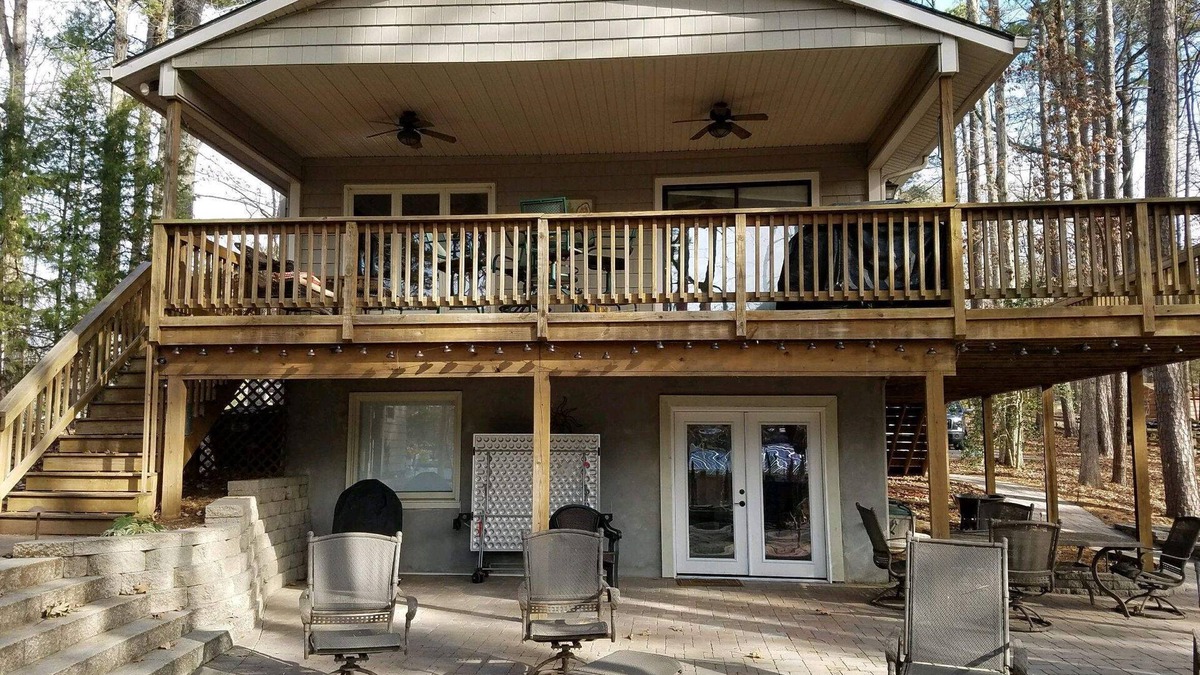 Quail Ridge House | Lake Front Cozy cottage