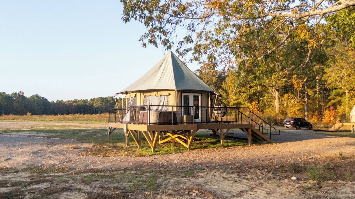 Cedar Bluff Resort | Lake Front Exclusive Glamping Tent: Hot Tub, TV, & Soaking Tub
