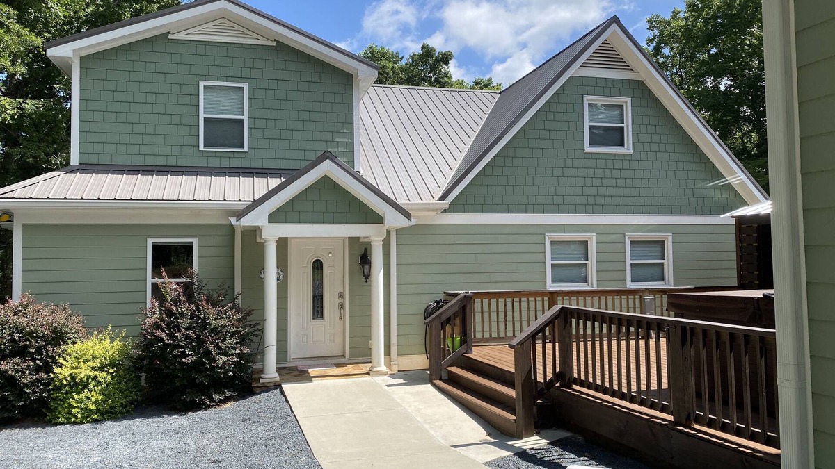 Mount Gilead House | Lake front home with great dock for relaxing downtime and action packed days.