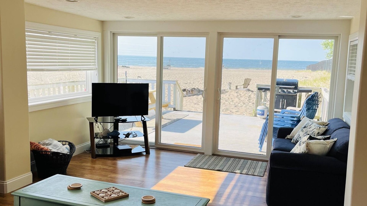 Sea Breeze House | Lake front home with sandy beach!