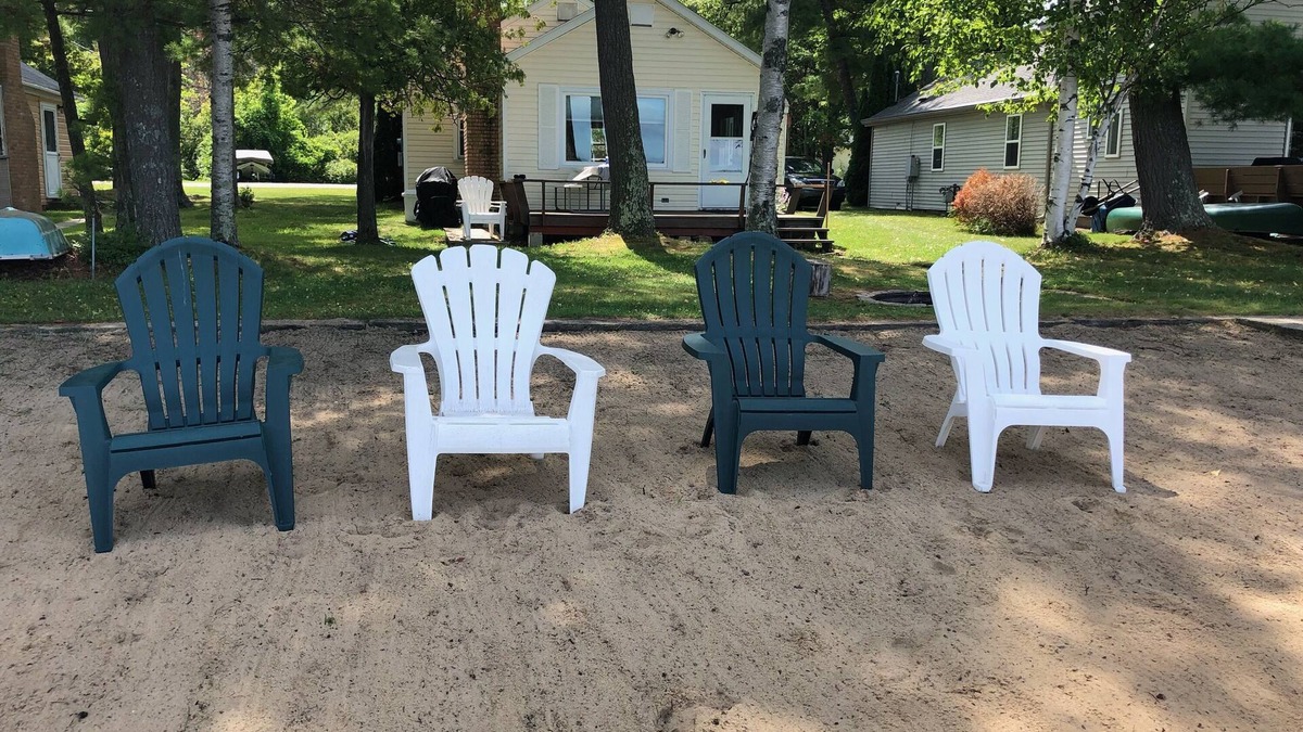 Elk Rapids Cottage | Lake Front House on Beautiful Birch Lake