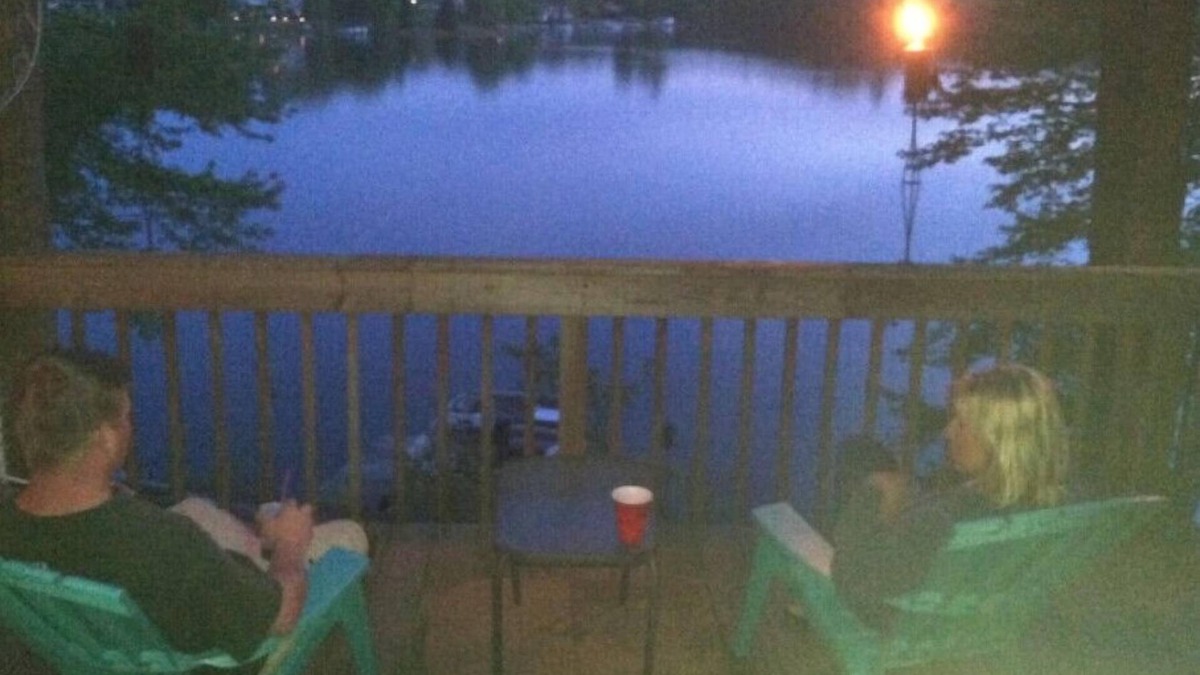 Melrose Cabin | LAKE FRONT ISLAND HIDE-AWAY WITH BOAT DOCK