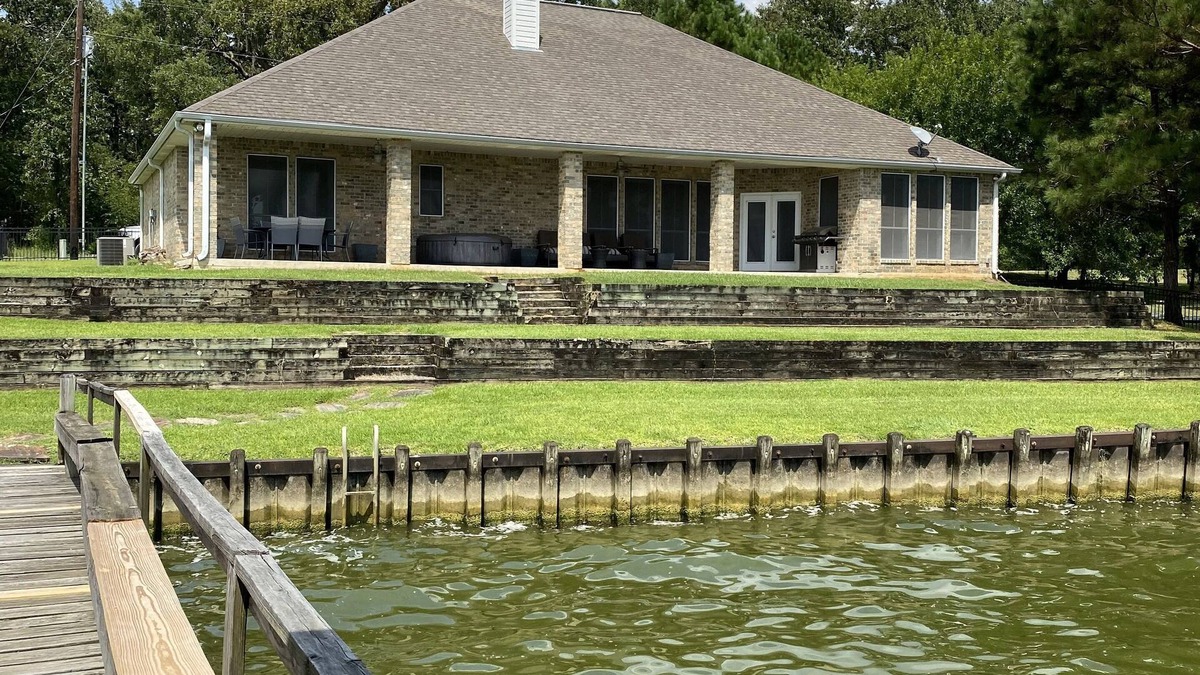 West Livingston House | Lake front property on 3 acres offering privacy and never ending views.