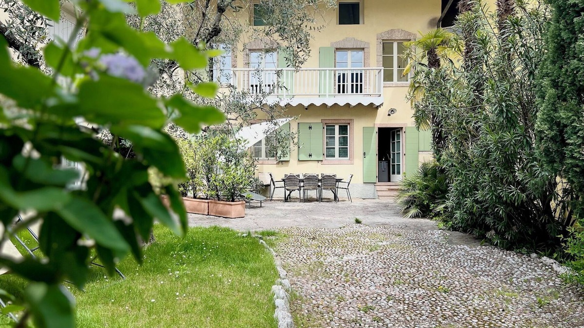 Torbole sul Garda House | Lake Garda: Idyllic villa in quiet village center with olive and palm trees garden