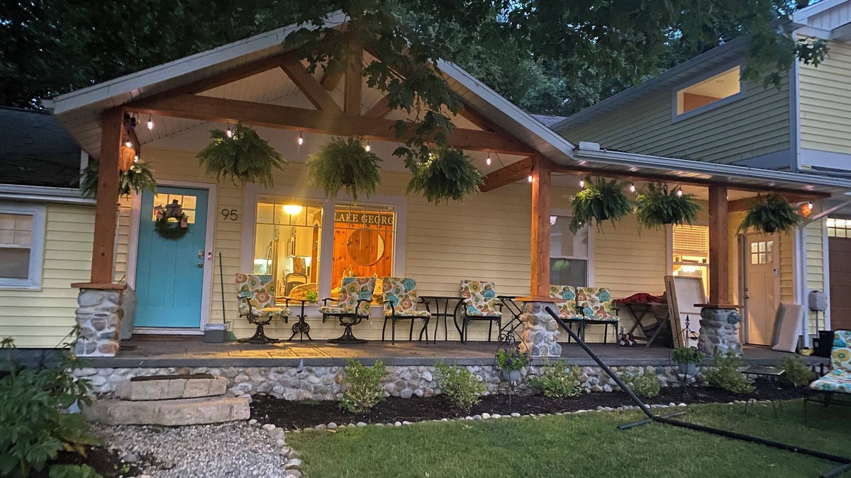Fremont Cottage | Lake George 2BR Hickory Hideaway