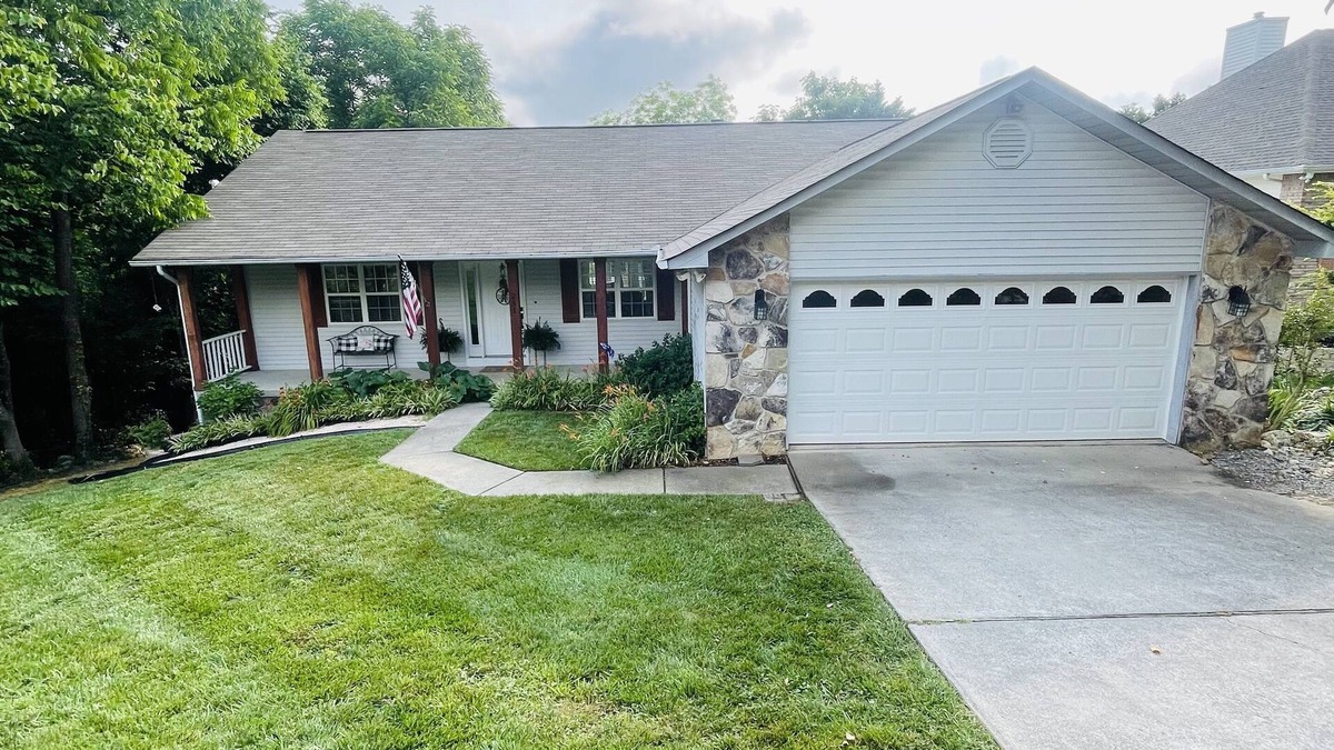 Tellico Village House | Lake & Golf Haven in Beautiful East TN