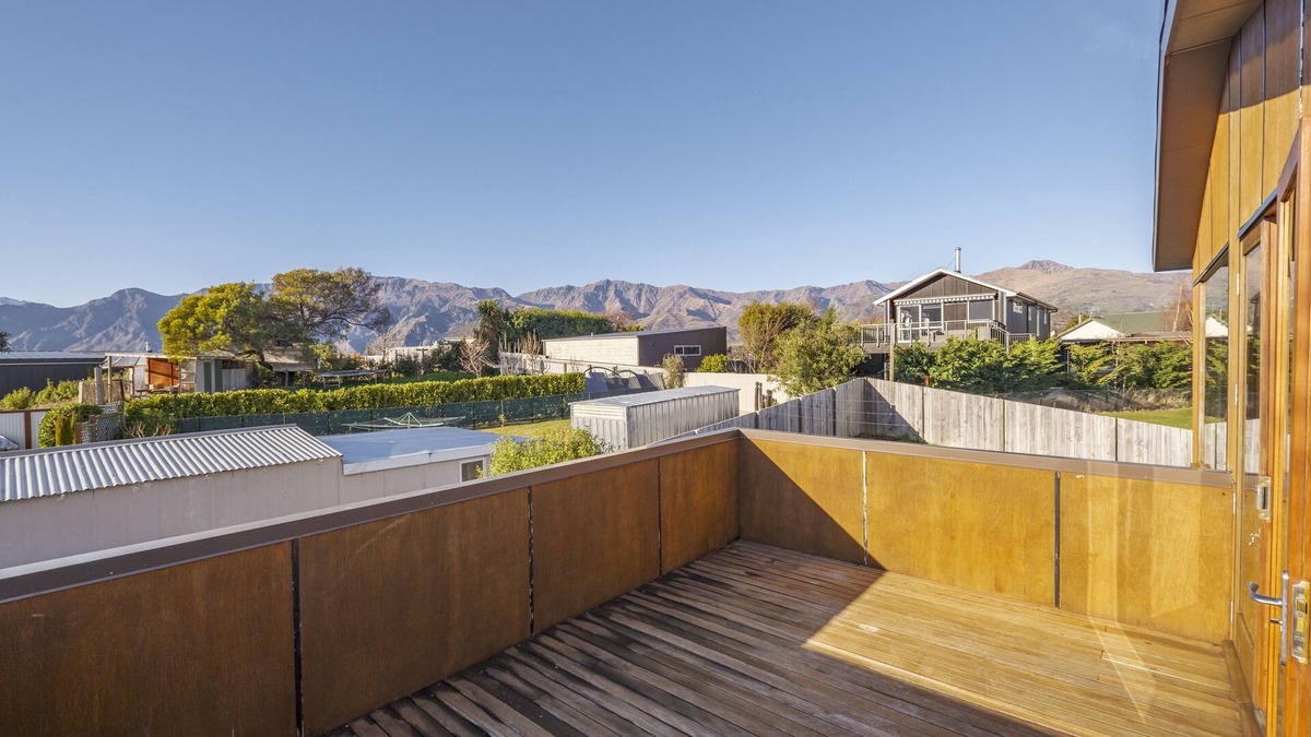 Lake Hawea Cottage | Lake Hawea Haven - Lake Hawea Holiday Home