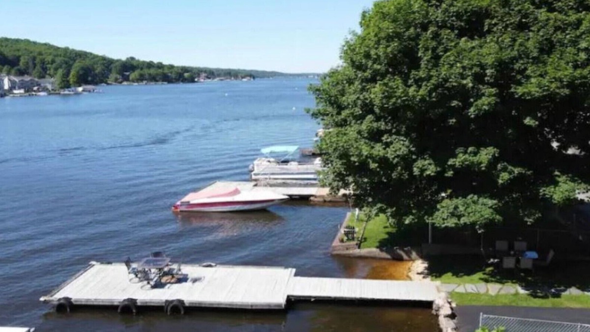 Lake Hopatcong House | Lake Hopatcong Lake House w/Private Dock and Grill